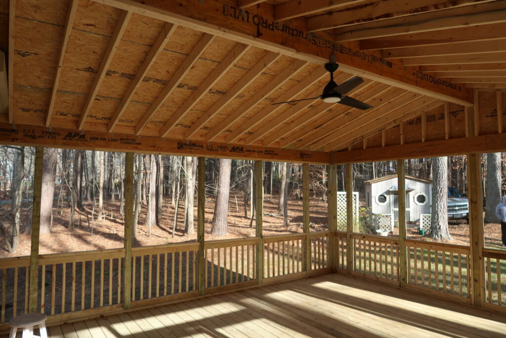 Screened Porch 2